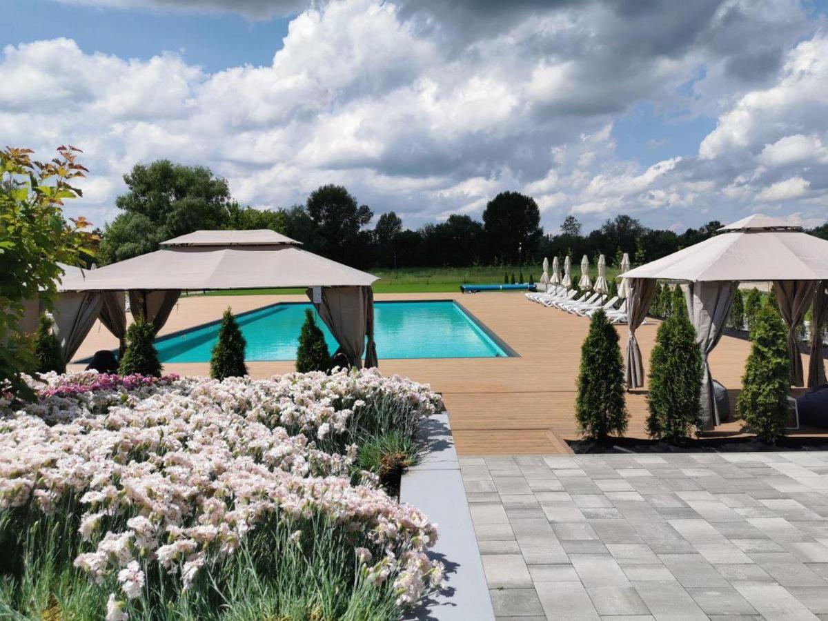 Shambala Wellness Club Hotel Rozhny Exterior foto
